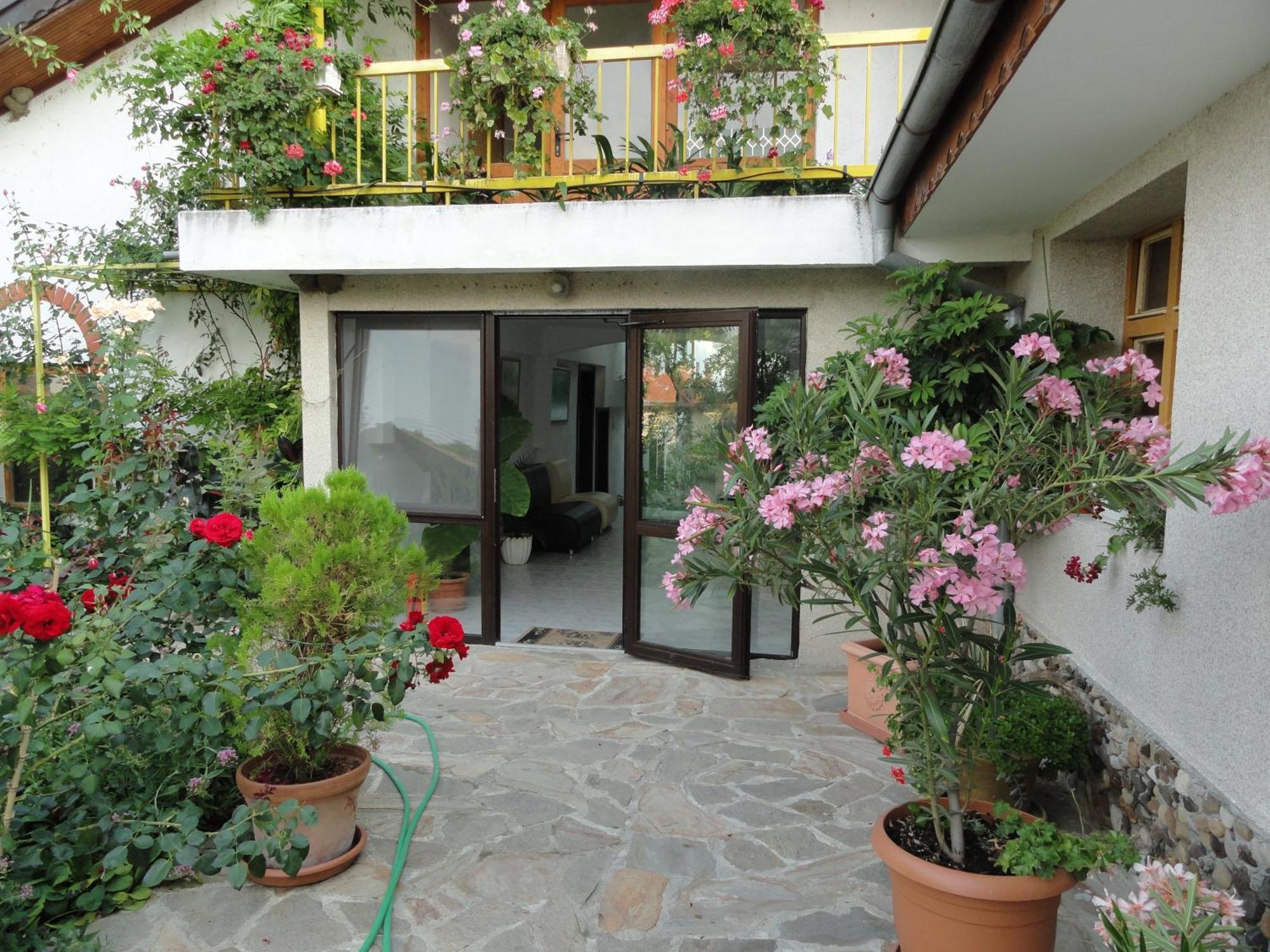 Family Hotel Belvedere Dulgopol Exterior photo